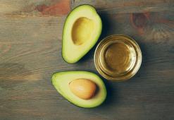 Olio di Avocado - Multivitaminico per Capelli e Pelle